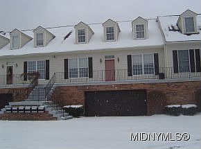 1st image of 10 Estates Dr