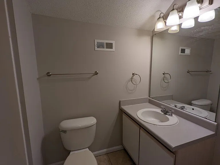 706 Sykes St — Photo 14