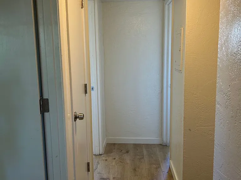6508-2g - 725 Bennett Ave #1-12 — Photo 14
