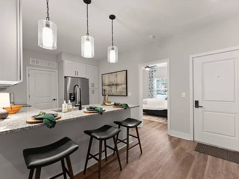 Treesort Luxury Living — Photo 32