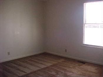 5th image of 416 Ambrose Dr