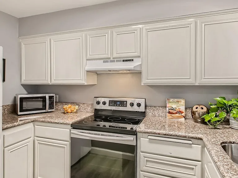 7932 Mission Center Ct #K — Photo 4