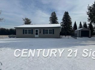 8522 Gilbert Rd, Standish, MI 48658