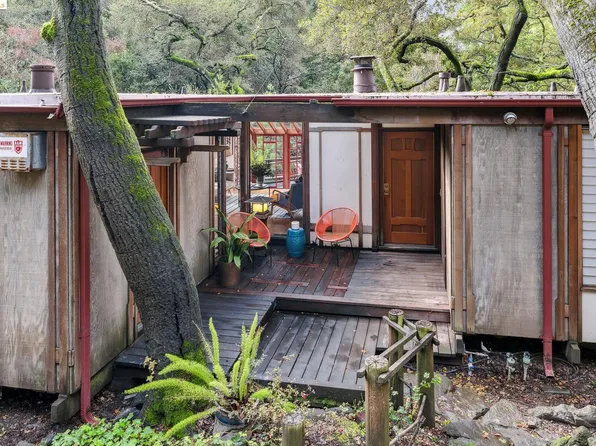 62 Larry Ln, Oakland, CA 94611