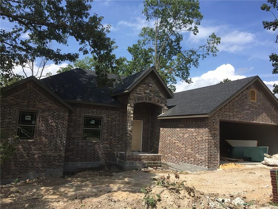 1st image of 2 Hadnet Ln