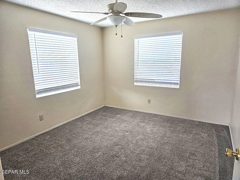 592 Bartlett Dr #301 — Photo 9