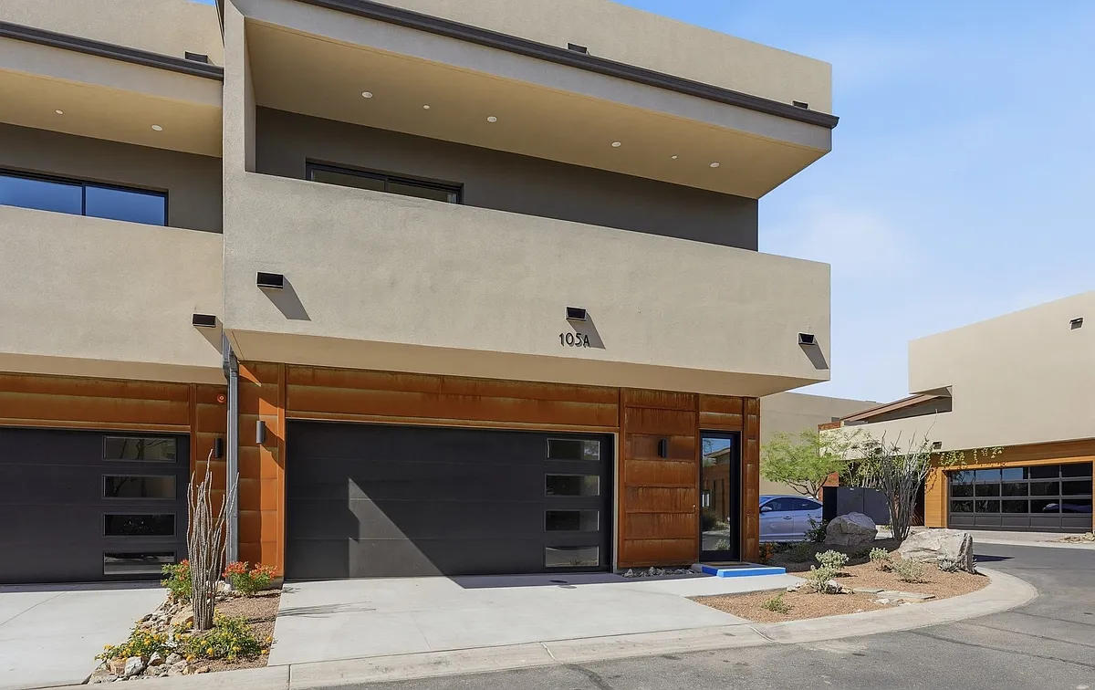 Building Photo - 6525 E Cave Creek Rd #105
