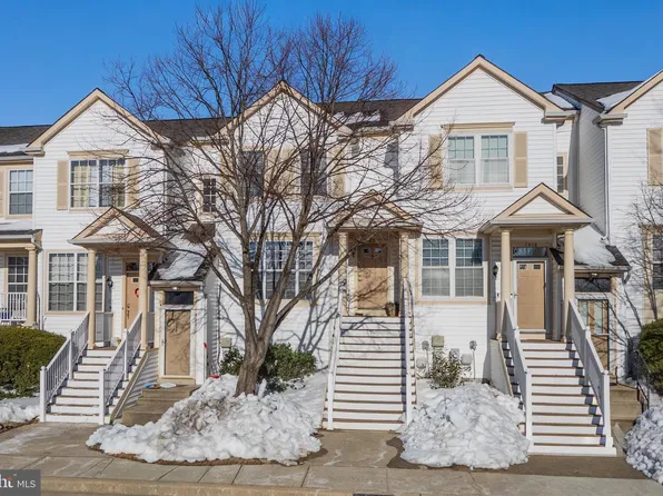 1410 Flatwood Ct, Crofton, MD 21114