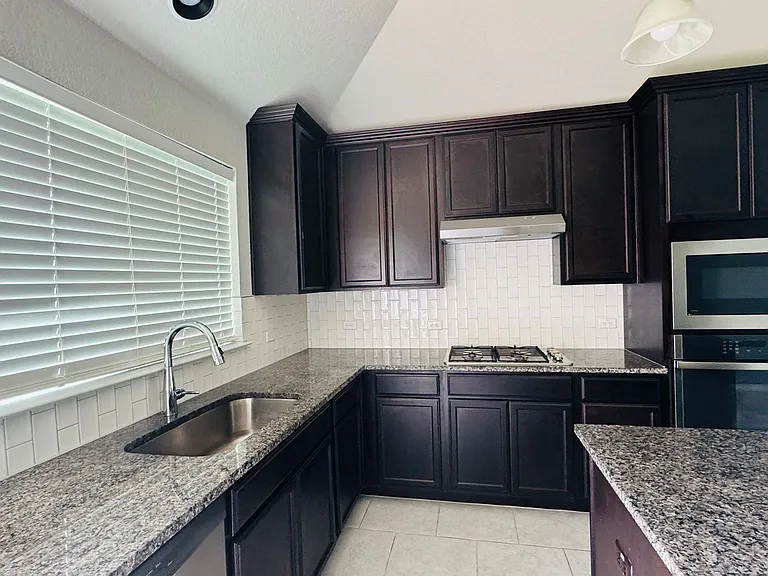 2800 Joe Dimaggio Blvd #81 — Photo 5