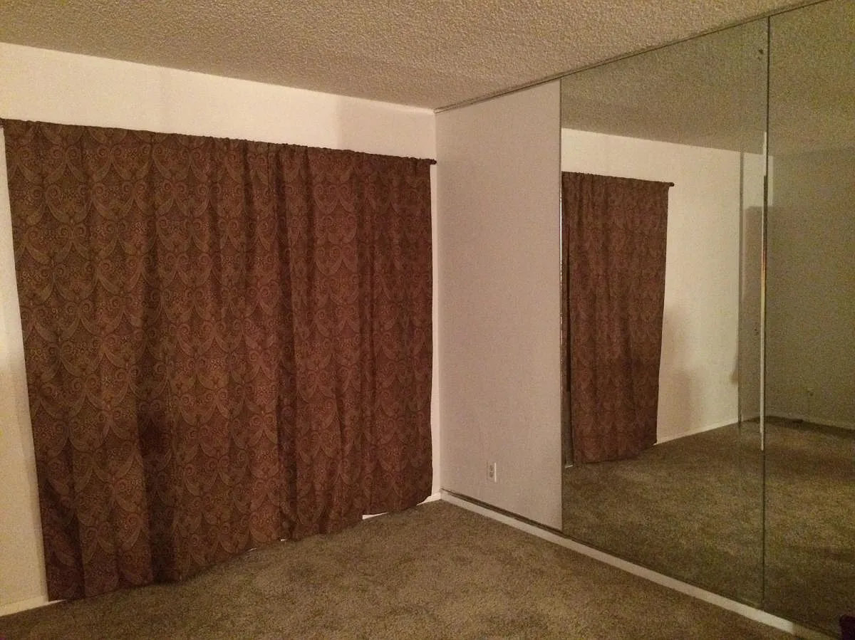2 bed, 982 sqft, $1,800 — Photo 2