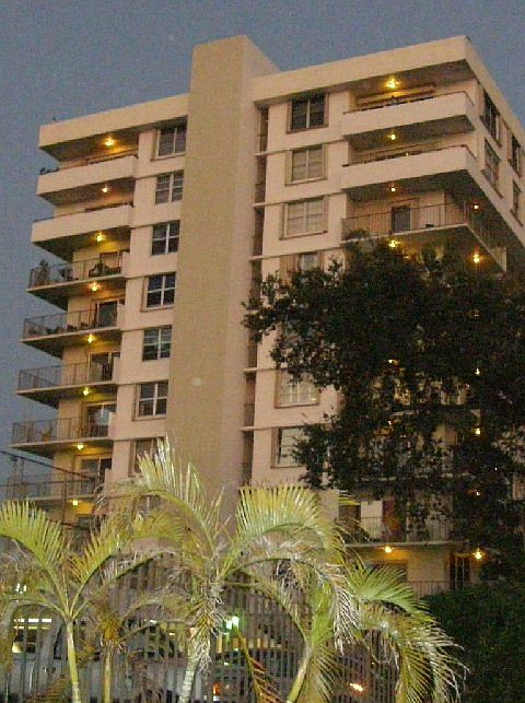 1st image of 1625 SE 10th Ave APT 904