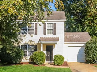 5222 Tresham Ct, Charlotte, NC 28215