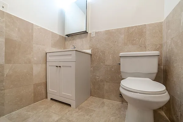 Rented by Gatsby Enterprises, LLC | media 13