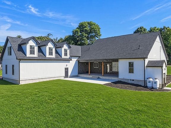 2nd image of 2238 Baptist Hill Rd