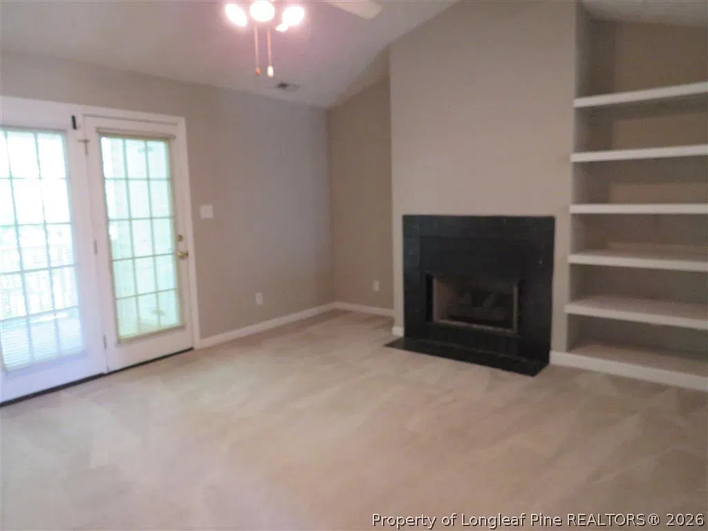 2 bed, 2.0 bath, 1280 sqft, $1,095 — Photo 2