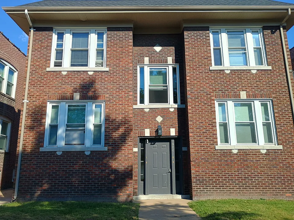 904 Eastgate Ave #2