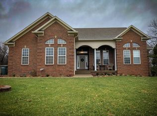 143 Reserve Ct, Elizabethtown, KY 42701