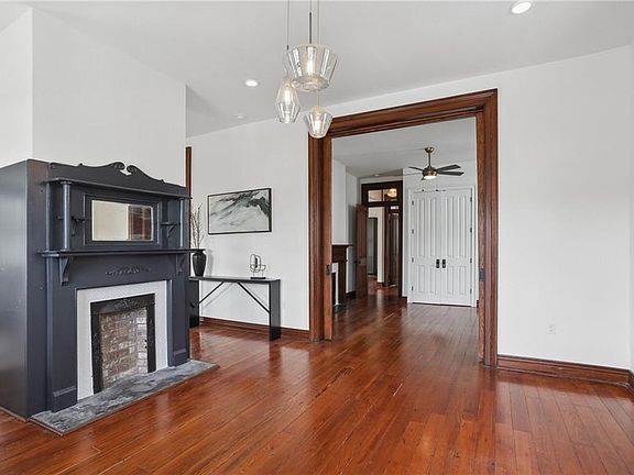 5th image of 2720 Marengo St