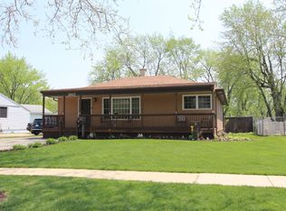 2612 Rohlwing Rd, Rolling Meadows, IL 60008