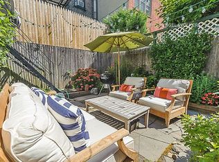 255 W 4th St APT 1, New York, NY 10014