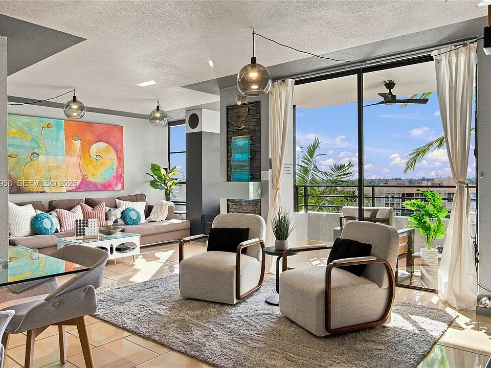 500 Three Islands Blvd #308