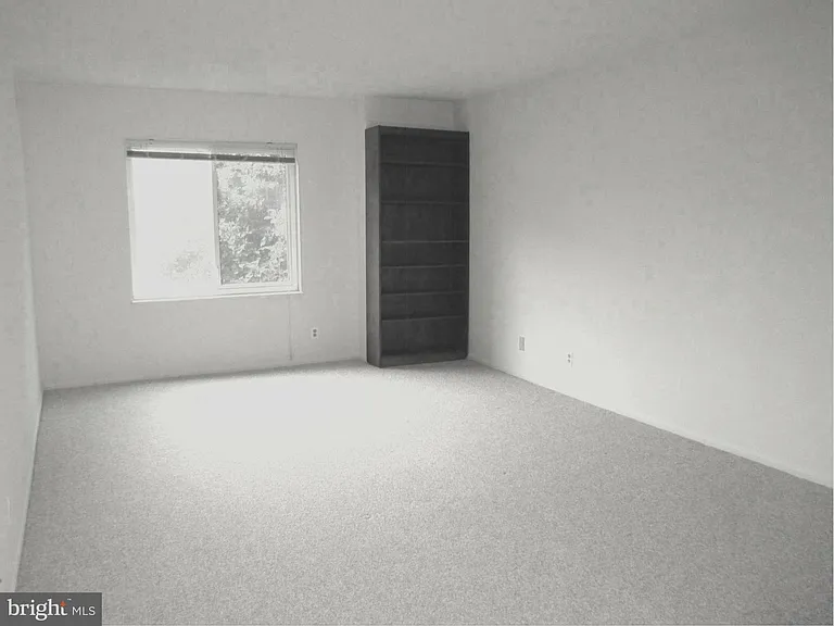 8360 Greensboro Dr #208 — Photo 29