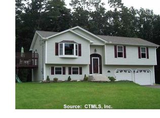 69 Kalish Ave, Enfield, CT 06082