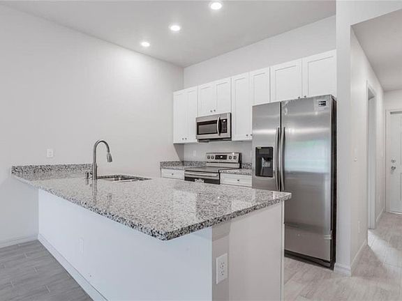 3rd image of 3423/3425 SW 8th Pl