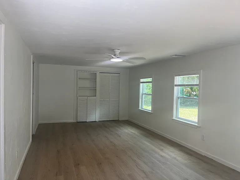 148 Willis Rd — Photo 19