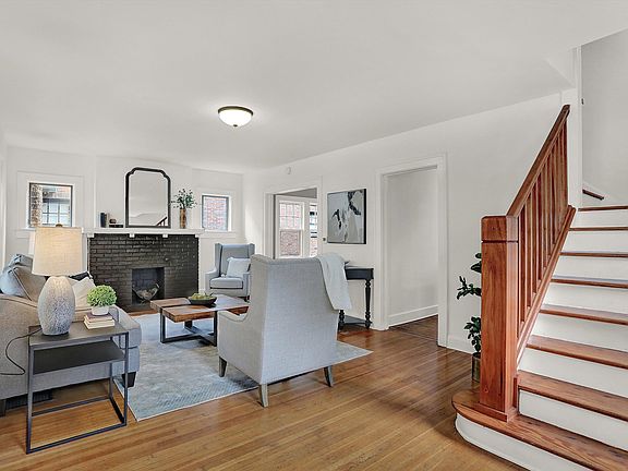 3rd image of 5017 N College Ave