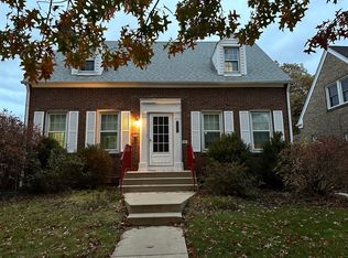 11601 S Oakley Ave, Chicago, IL 60643