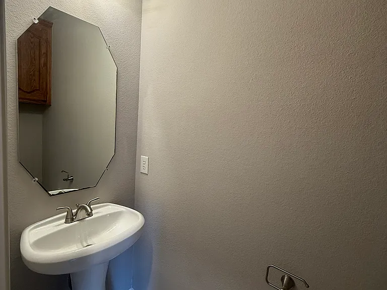 1220 Resaca Dr — Photo 20