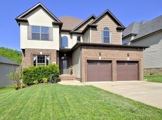 129 Blue Hole Rd, Clarksville, TN 37042