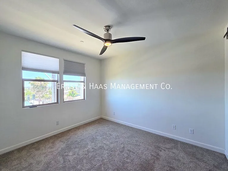 3003 N Pacific Coast Hwy — Photo 20
