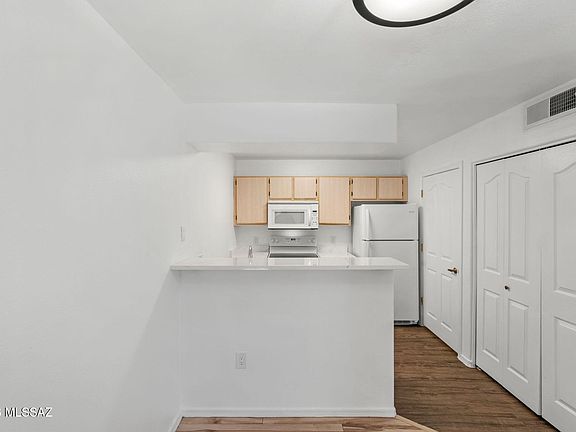 4th image of 5751 N Kolb Rd Unit 40107
