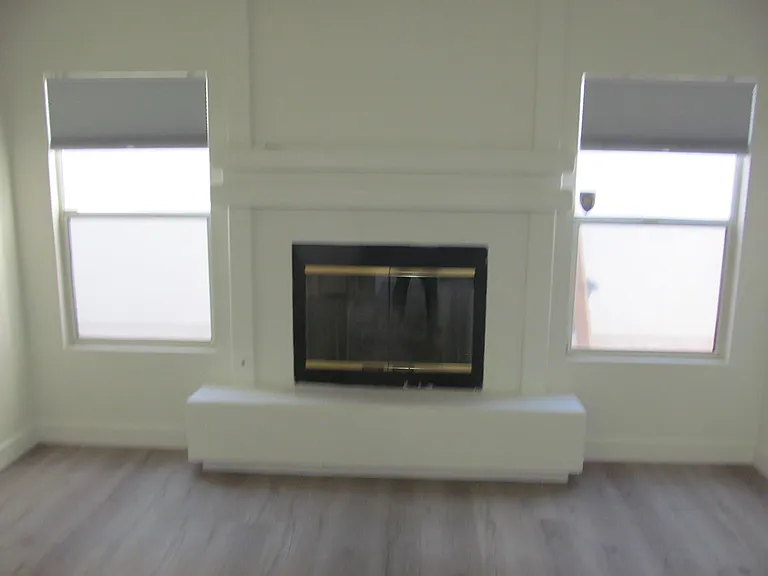 1413 Desert Hills Dr — Photo 5
