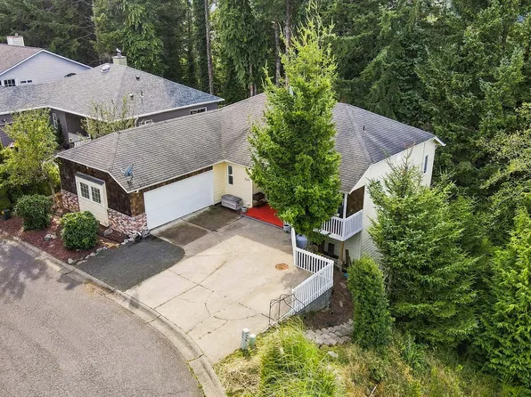 729 N 8th St, Coos Bay, OR 97420