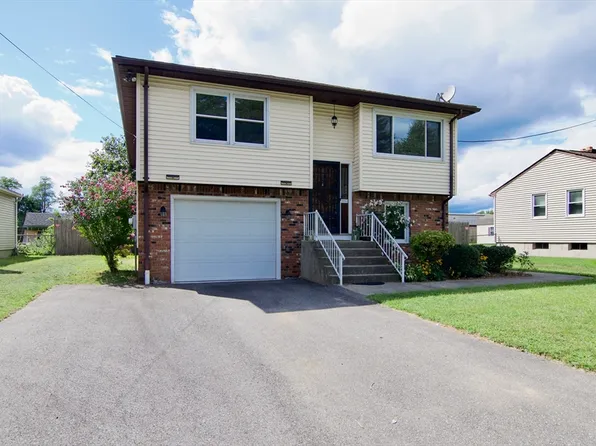 124 Mazarin St, Springfield, MA 01151