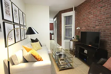 Rented by LJ Sloane Management