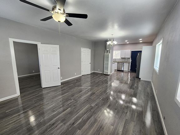 2nd image of 1113 E 1st St #2