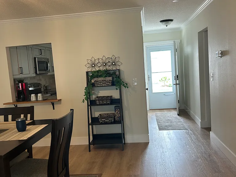 9718 Hernando Ct — Photo 6