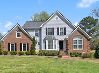 8010 Hogan Dr, Wake Forest, NC 27587