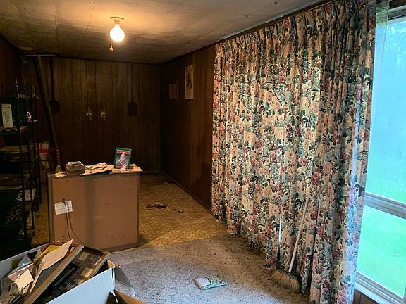 5th image of 336 W Chilhowie St