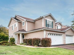 1531 W Remington Ln, Round Lake, IL 60073
