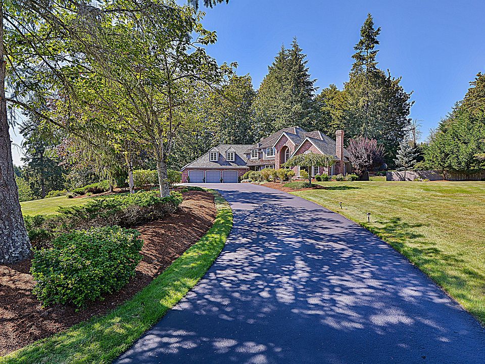 1st image of 21634 NE 67th St