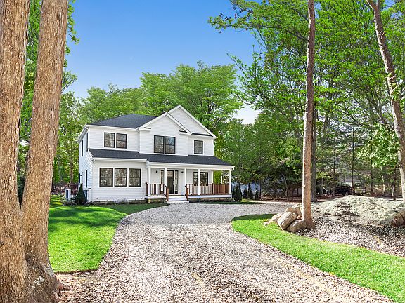 2nd image of 87 Sycamore Dr