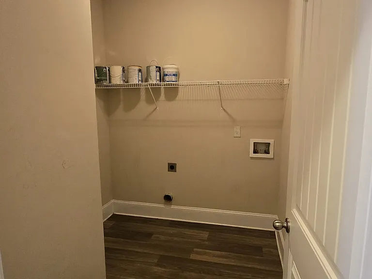 3985 Cordova Ln — Photo 5