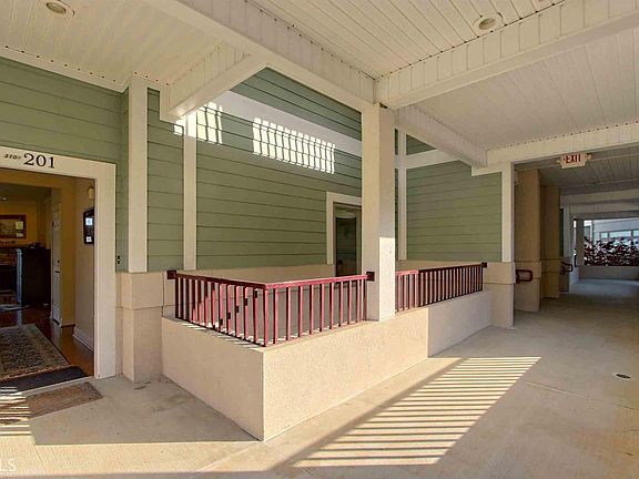 3rd image of 310 Banister Dr #201