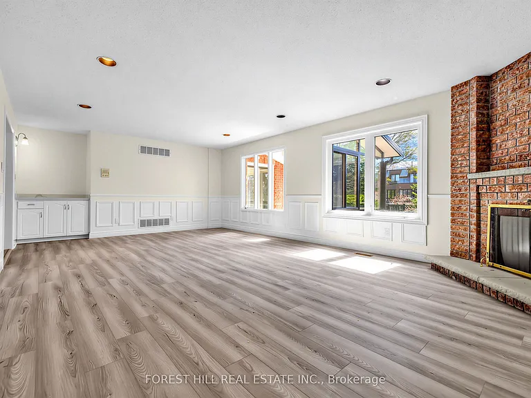 477 Cummer Ave — Photo 30