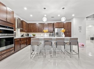 2735 SW 101st Ct, Miami, FL 33165